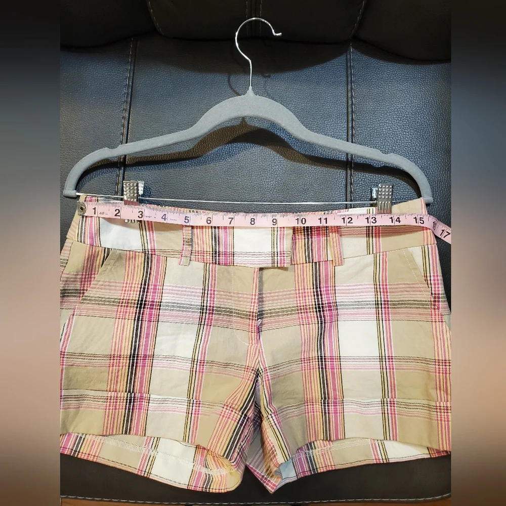 💥💥3/$15💥💥Necessary Objects Women's Shorts - Picture 8 of 9